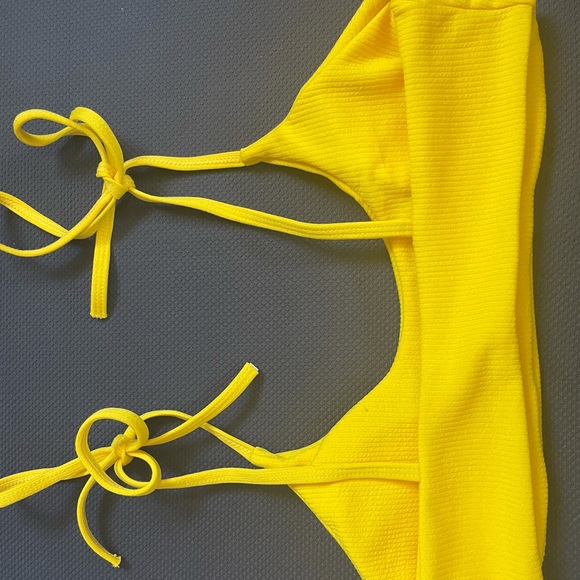 Yellow ZAFUL tie bikini - Picture 2 of 4